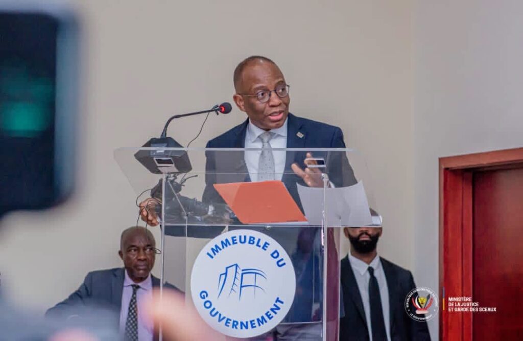 Cybercriminalité en RDC : le ministre Guillaume Ngefa dévoile une stratégie basée sur cinq piliers pour sécuriser l’espace numérique 2 IMG 7943